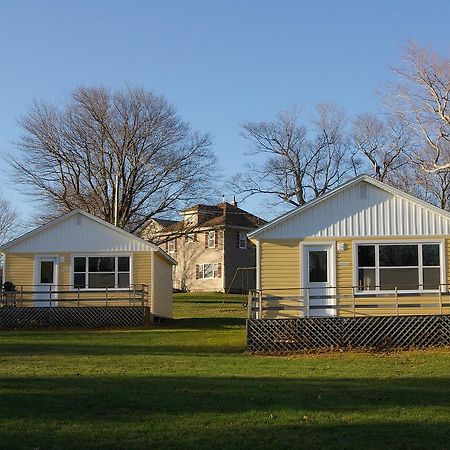 Wingspread Cottages Stanley Bridge Exterior photo